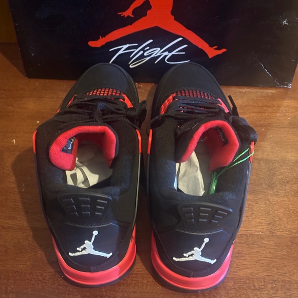 Air Jordan IV RETRO - Picture 4 of 10